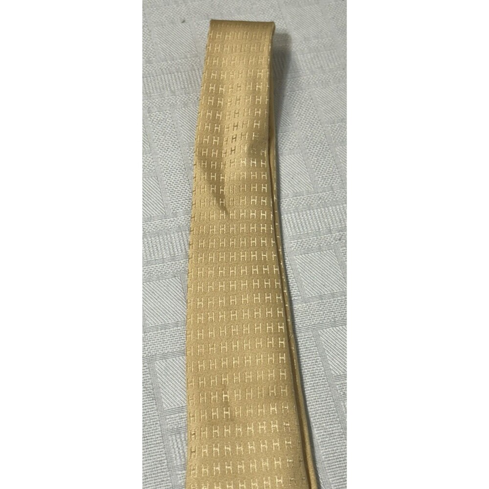 HERMES Men Neck Tie Gold Beige Yellow Initial H All Over Print 100% Silk Vtg. - Picture 6 of 16